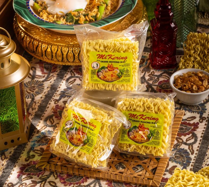 Mi Keriting Cap Orang Mancing Ikan Bungkus